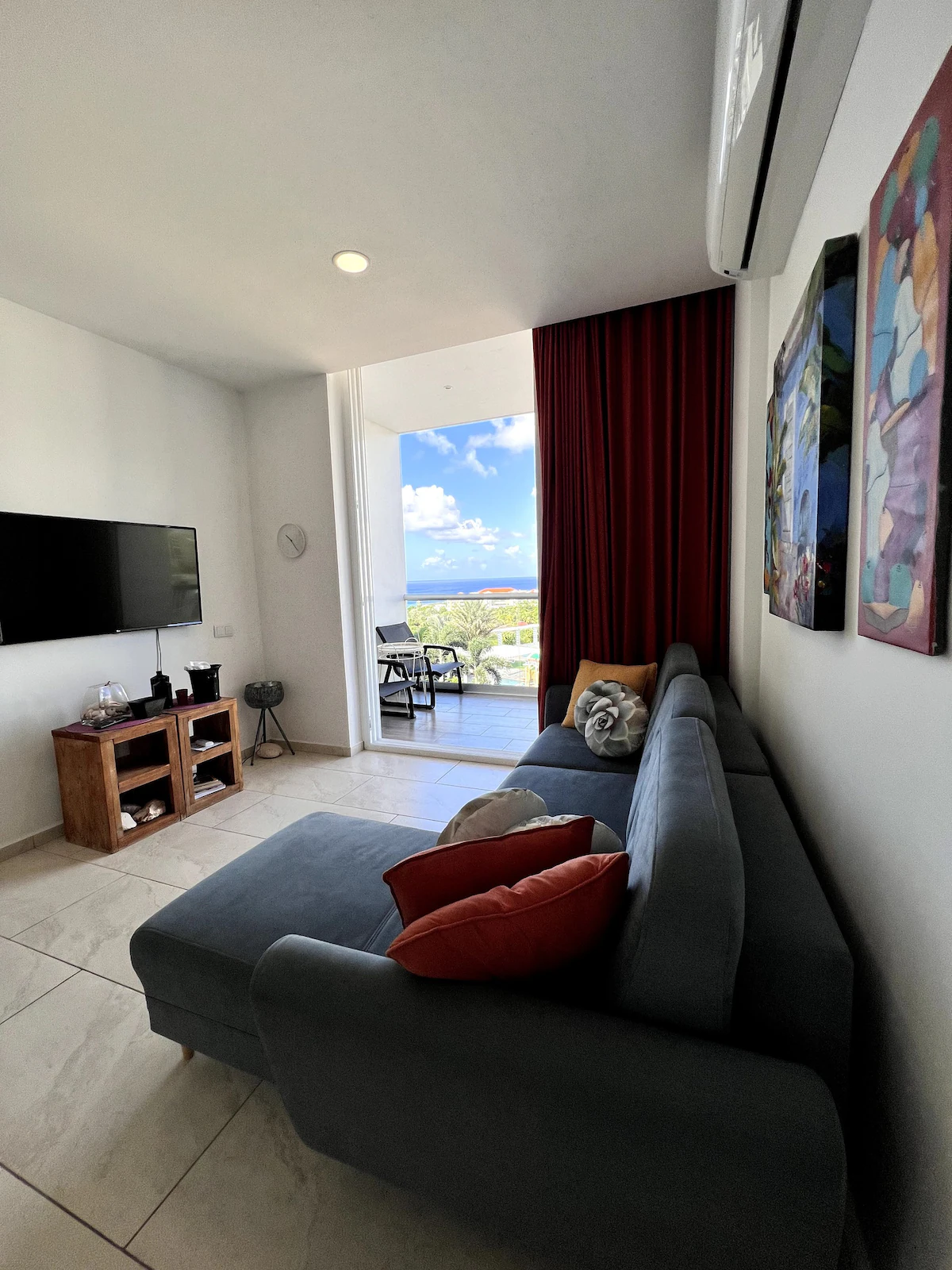 Grand View Residences B8